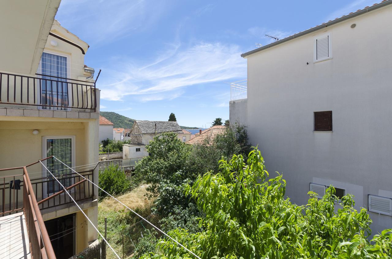 פרימוסטן Apartments Katica מראה חיצוני תמונה
