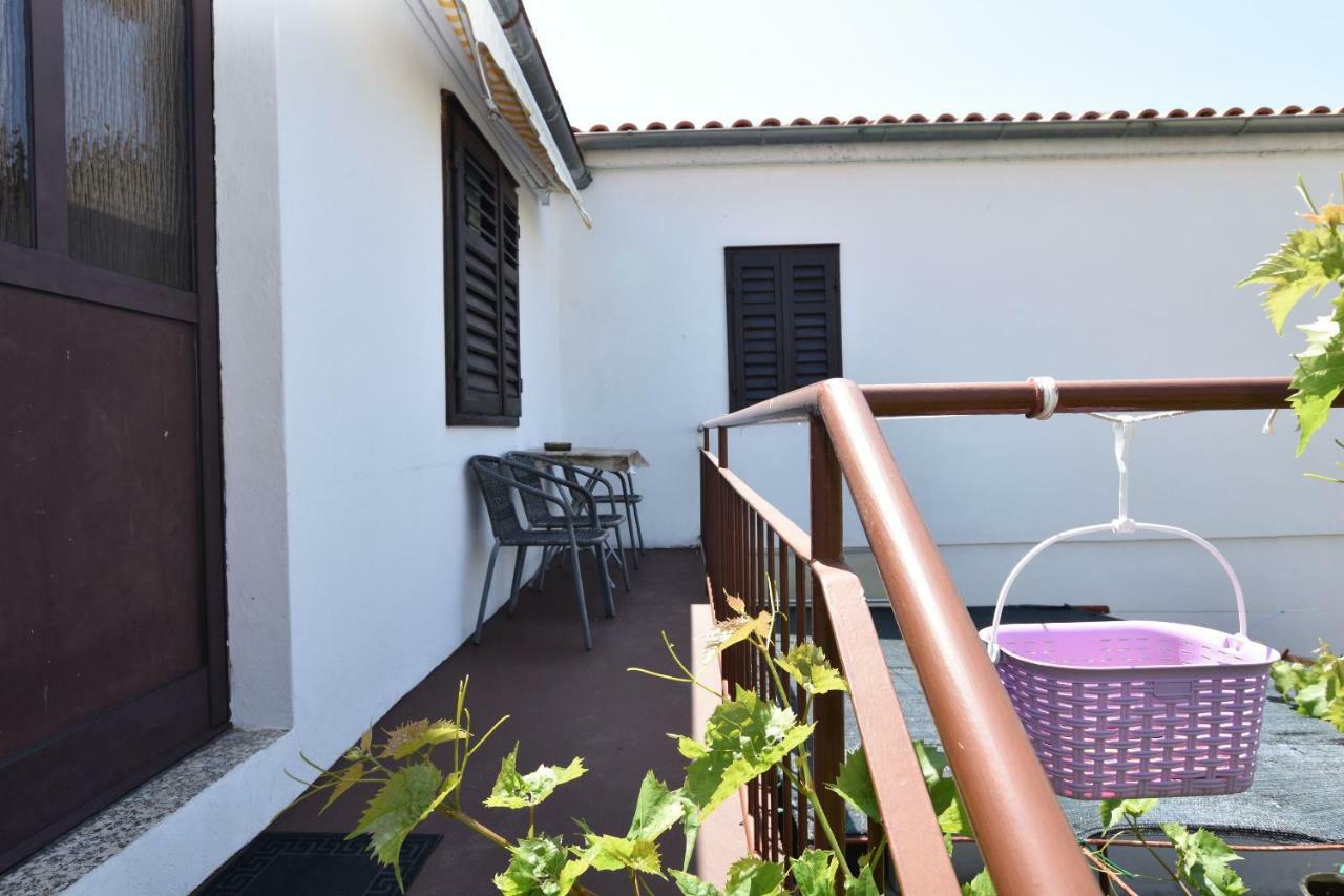 פרימוסטן Apartments Katica מראה חיצוני תמונה