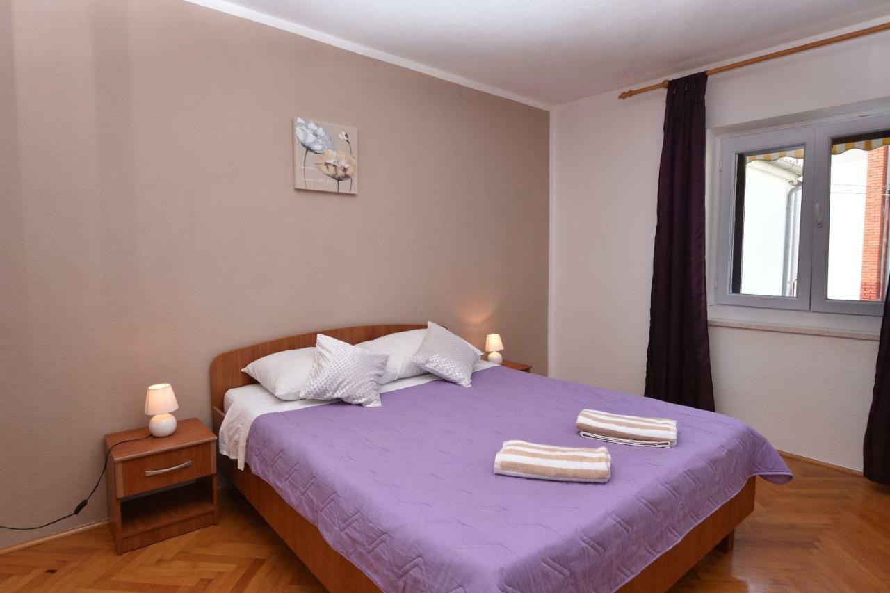 פרימוסטן Apartments Katica מראה חיצוני תמונה